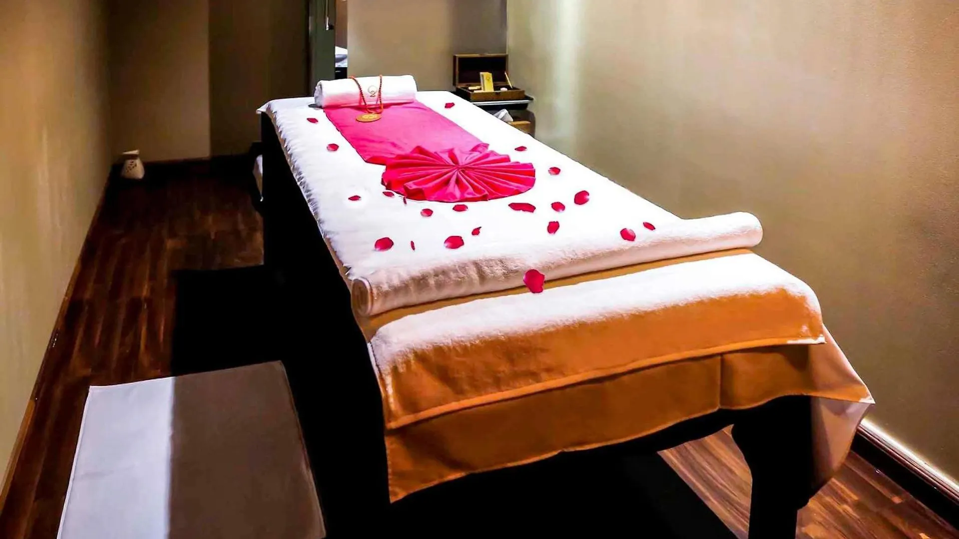 Grand Mercure Majlis Residences Abu Dhabi Aparthotel