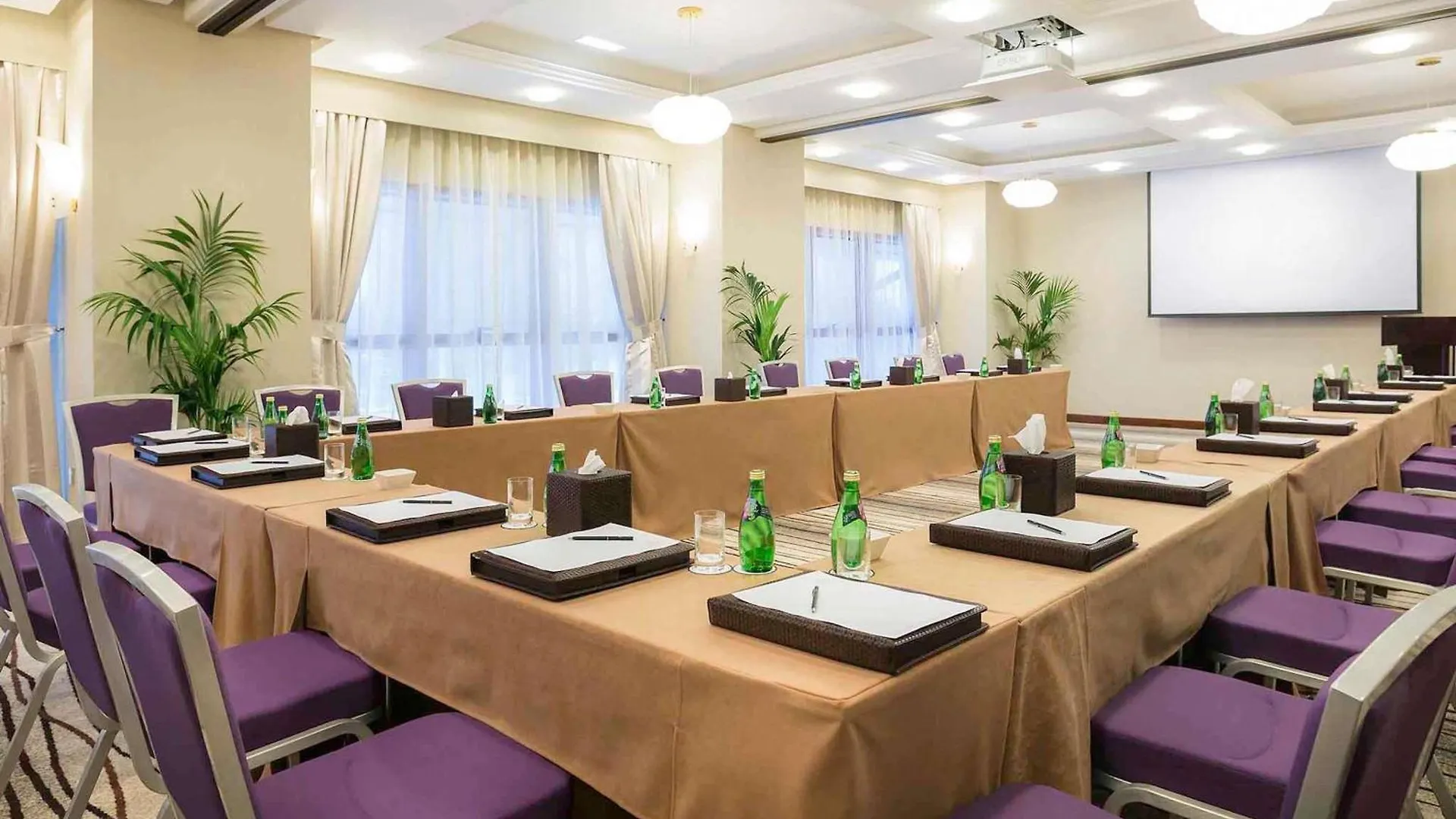 Grand Mercure Majlis Residences Abu Dhabi Aparthotel
